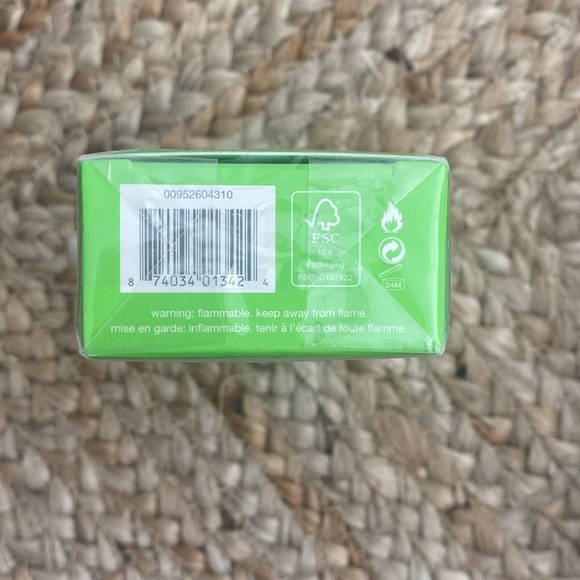 Clean Classic Apple Blossom NEW - Picture 3 of 3